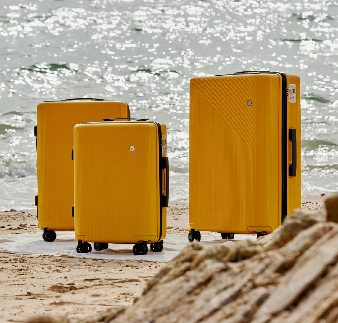 MaxMotion Expandable กระเป๋าเดินทางโครงซิป ขยายได้